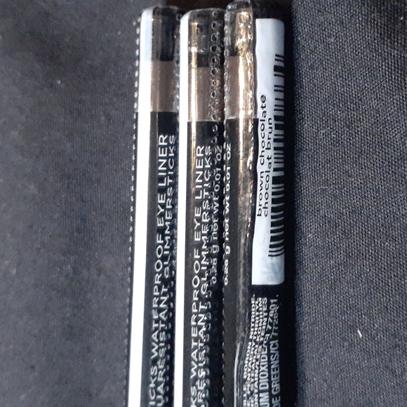 Avon true glimmersticks waterproof eyeliner - Picture 5 of 6